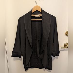 Aritzia Wilfred Chevalier Blazer Jacket in Black With Satiny Lapels / Cuffs